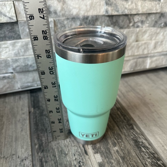 YETI Rambler Stainless Steel Tumbler with Magslider Lid 30oz Seafoam - Picture 8 of 10